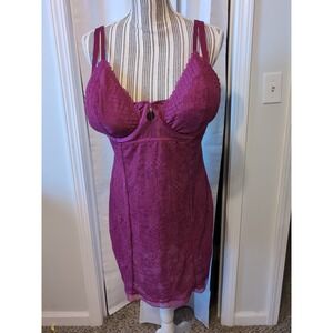 Torrid Plus Size 2 Sexy Strappy Unlined‎ Underwire Fuschia Lace Chemise Lingerie